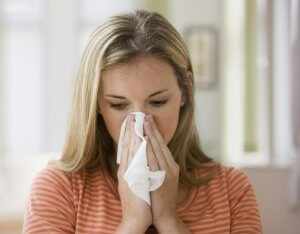 Чаще всего аллергия сопровождается насморком