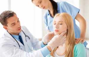 Эффективное медикаментозное лечение липомы на шее может назначить только врач после обследования новообразования 