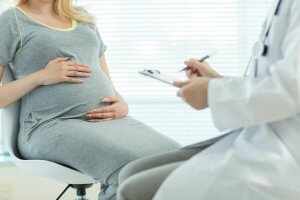 Анализ во время беременности необходимо сдавать 2 раза