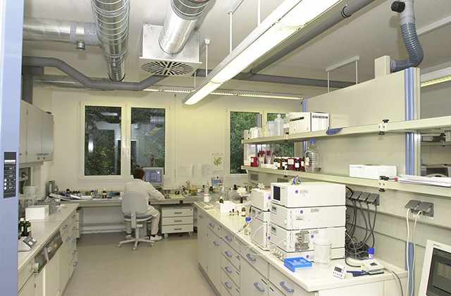 Лаборатория для изучения медицинских анализов